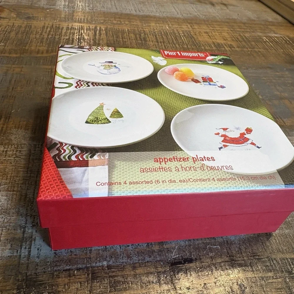 Pier 1 Imports Holiday Appetizer Plates Set Four Christmas Santa Snowman